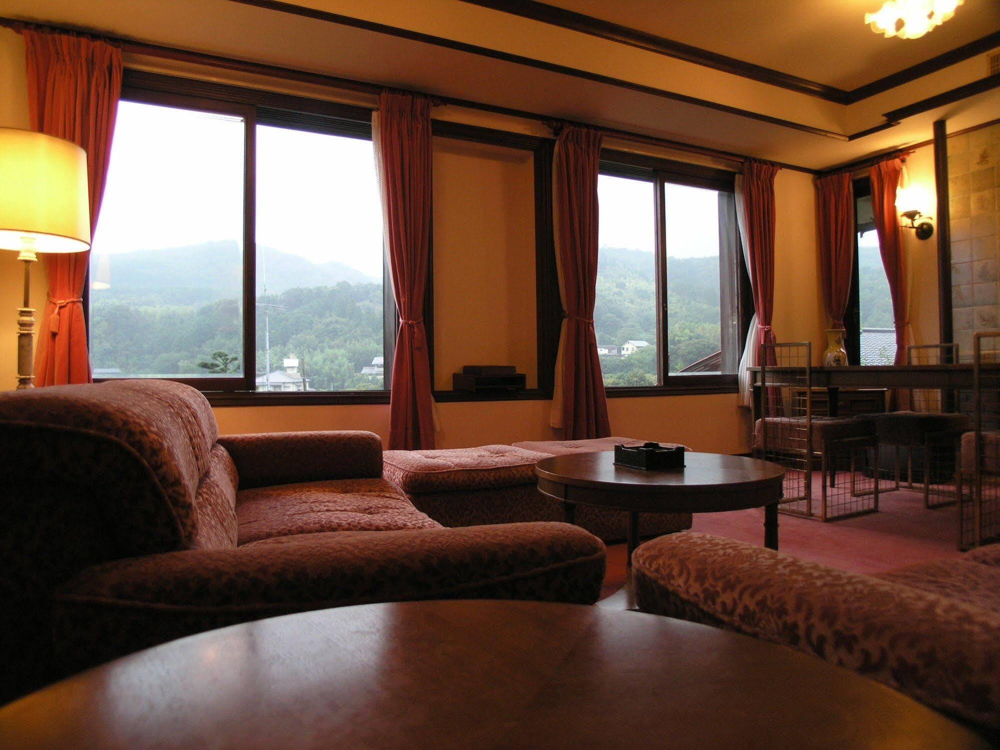 Hotel Oni No Sumika à Izu  Extérieur photo